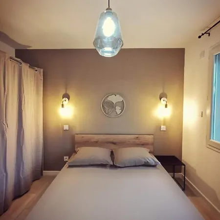 Kiwi Apartment *